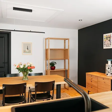 Bed & Beer By Misery Beerco アルゼ